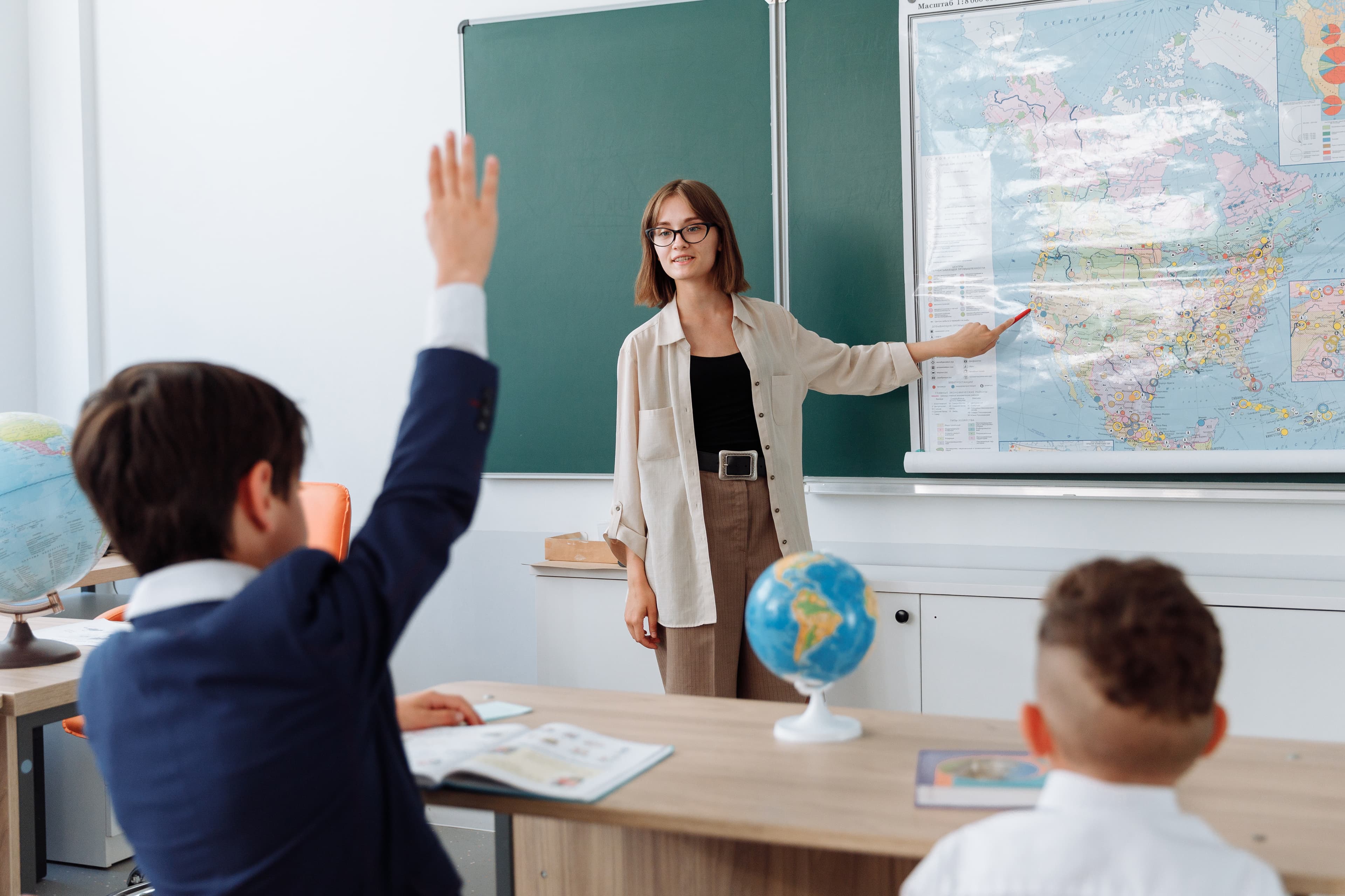 How a Teacher Management Solution Can Revolutionize Your Classroom